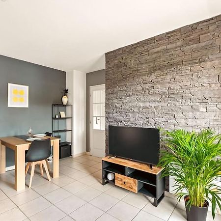 Appartement T2 Paisible Vaise, Avec Parking Metro Direct Bellecour à Lyon Extérieur photo