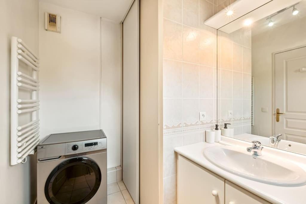 Appartement T2 Paisible Vaise, Avec Parking Metro Direct Bellecour à Lyon Extérieur photo
