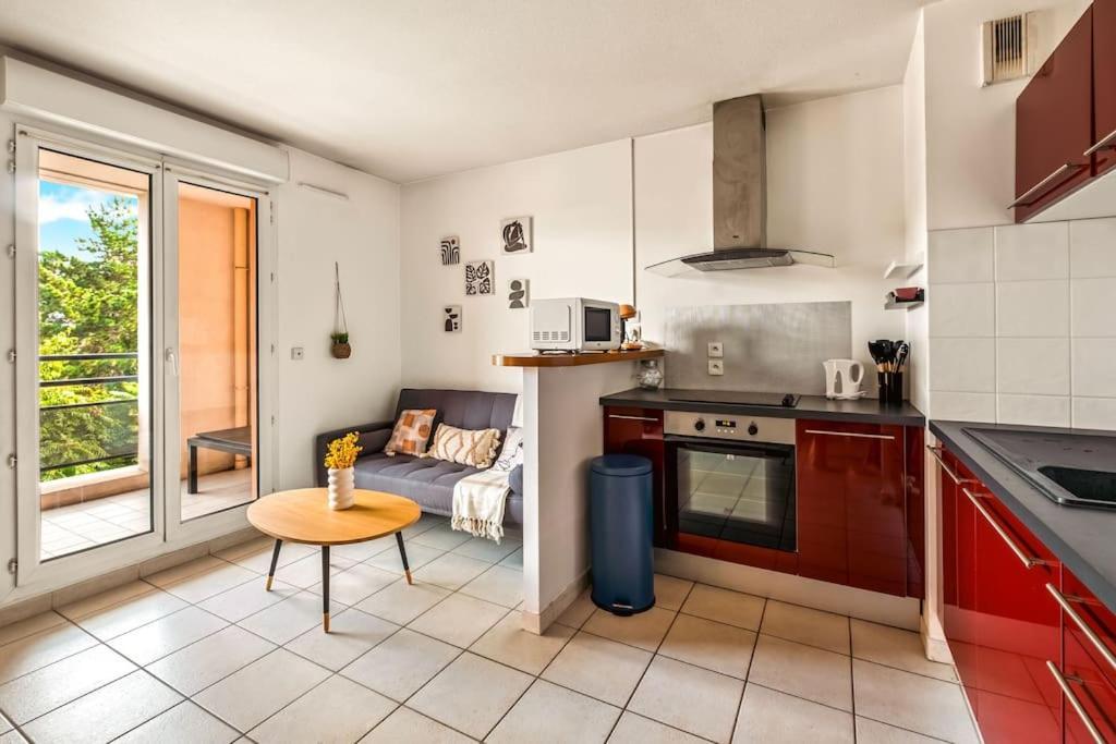 Appartement T2 Paisible Vaise, Avec Parking Metro Direct Bellecour à Lyon Extérieur photo