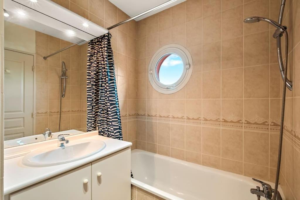 Appartement T2 Paisible Vaise, Avec Parking Metro Direct Bellecour à Lyon Extérieur photo